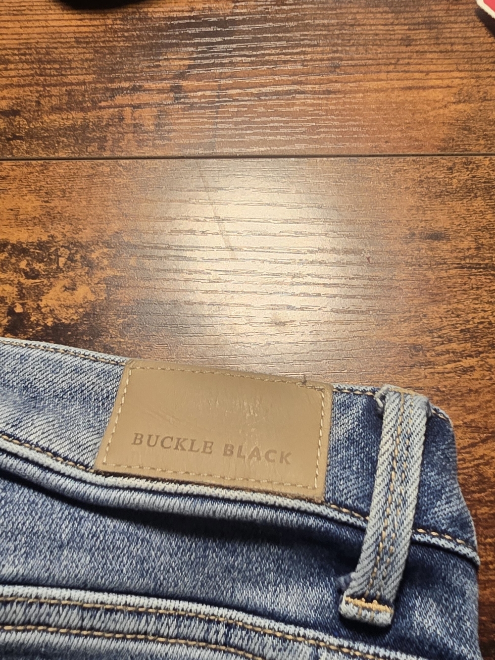 Women Buckle Black-Blue Denim Jeans